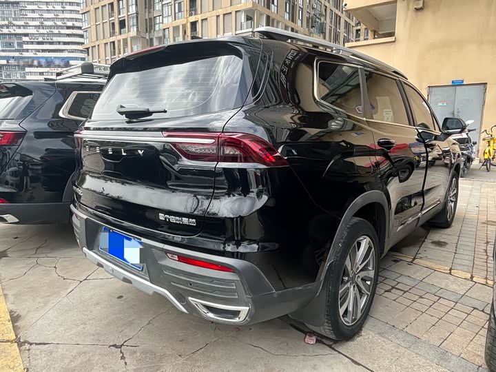 Фото 7 - Geely Okavango