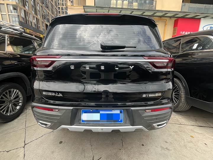 Фото 8 - Geely Okavango