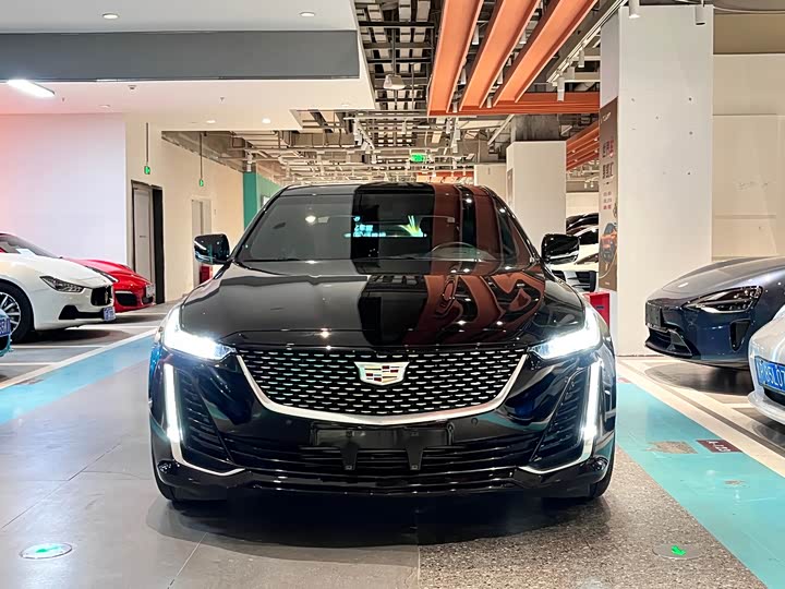 Фото 2 - Cadillac CT5