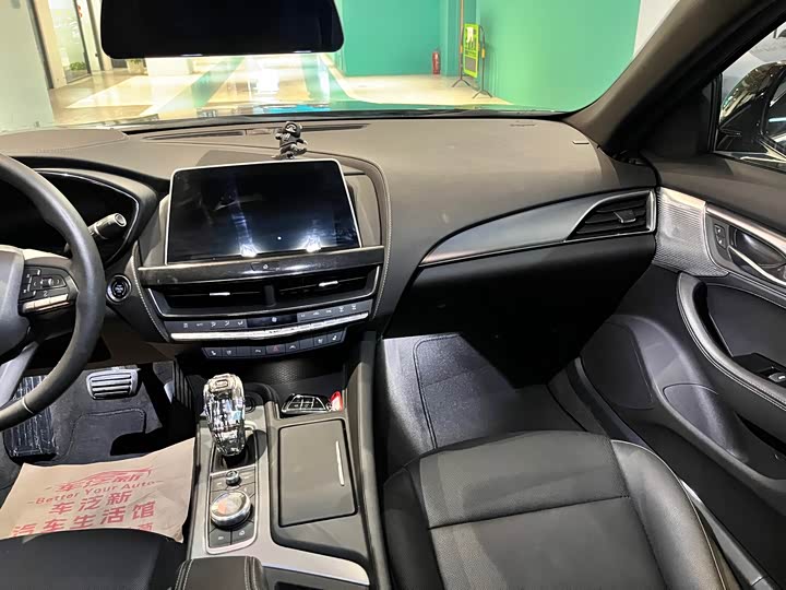 Фото 6 - Cadillac CT5