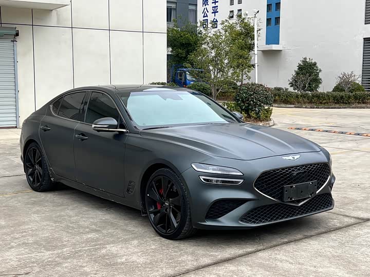 Фото 3 - Genesis G70
