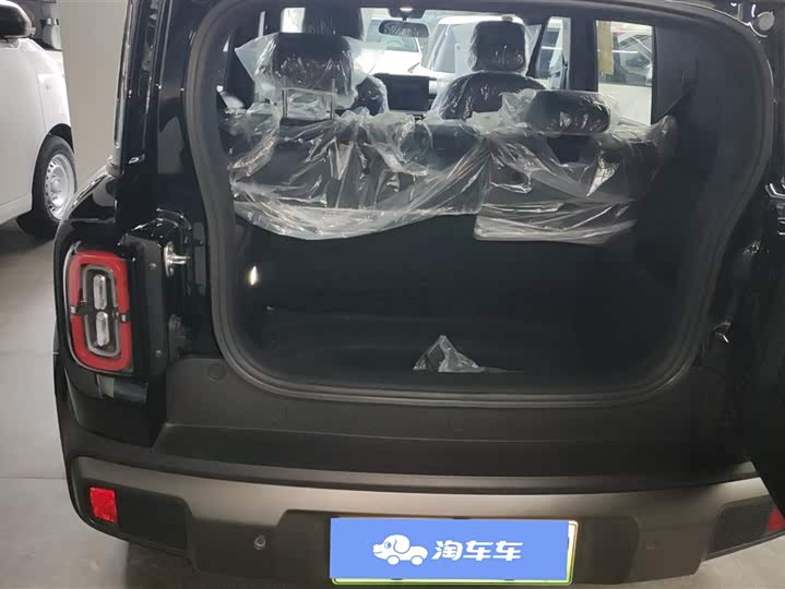 Photo 4 - Baojun Yep Plus