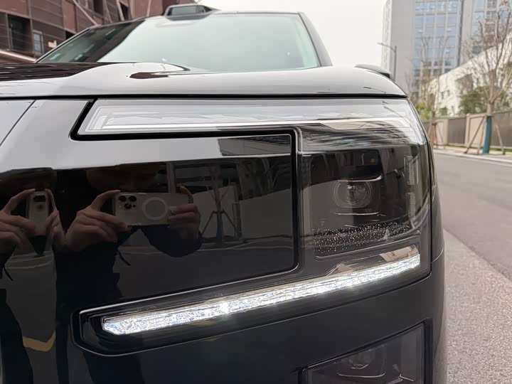 Фото 3 - Zeekr 9X