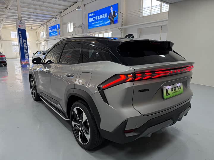 Фото 6 - Geely Galaxy L7