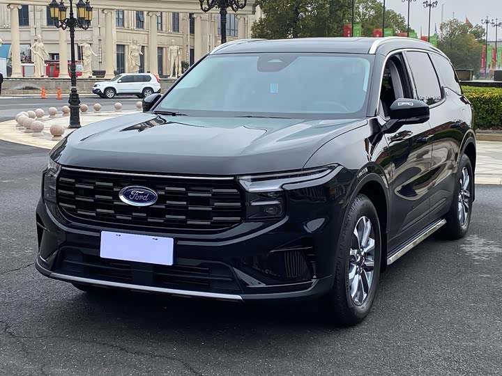 Фото 3 - Ford Edge