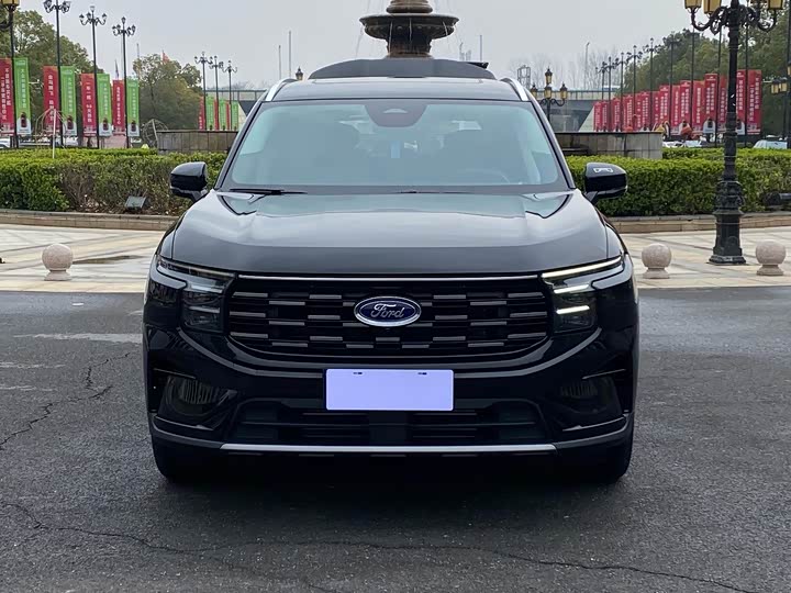 Фото 4 - Ford Edge