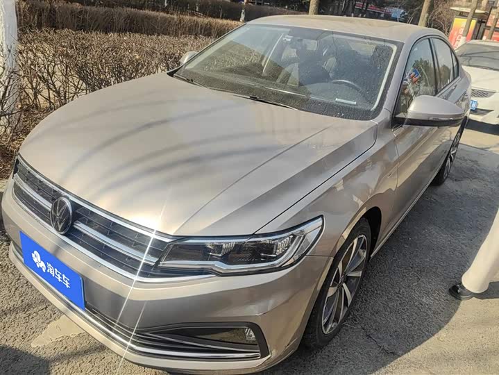 Фото 1 - Volkswagen Bora