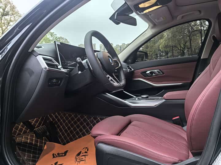 Photo 7 - BMW 3 Series