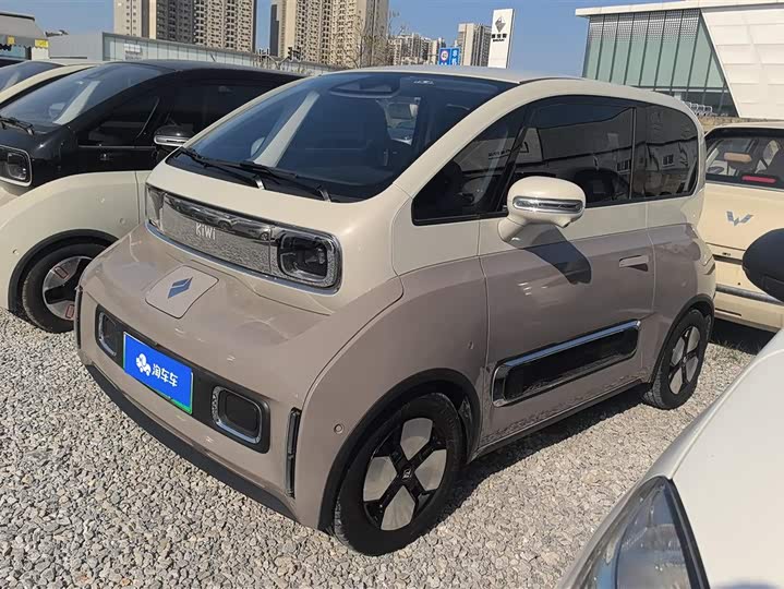 Photo 1 - Baojun KiWi EV