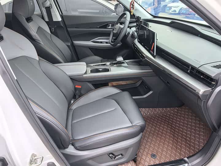 Фото 8 - Changan Oshan Z6