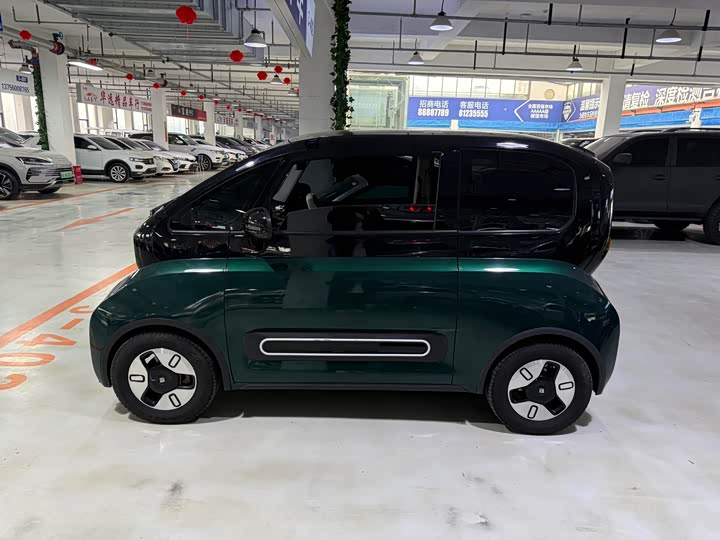 Photo 3 - Baojun KiWi EV