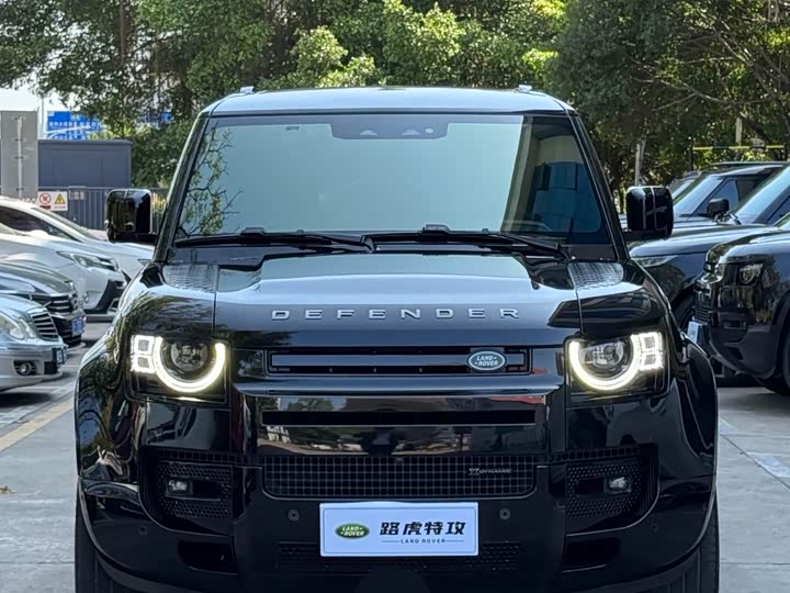 Фото 2 - Land Rover Defender