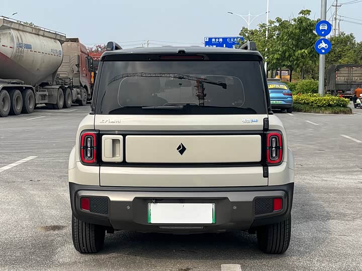 Фото 5 - Baojun Yep Plus