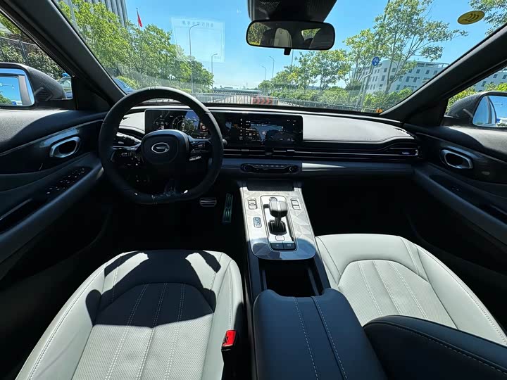 Фото 4 - GAC Trumpchi Empow R