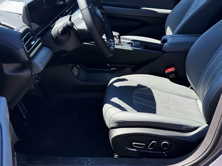 Фото 5 - GAC Trumpchi Empow R