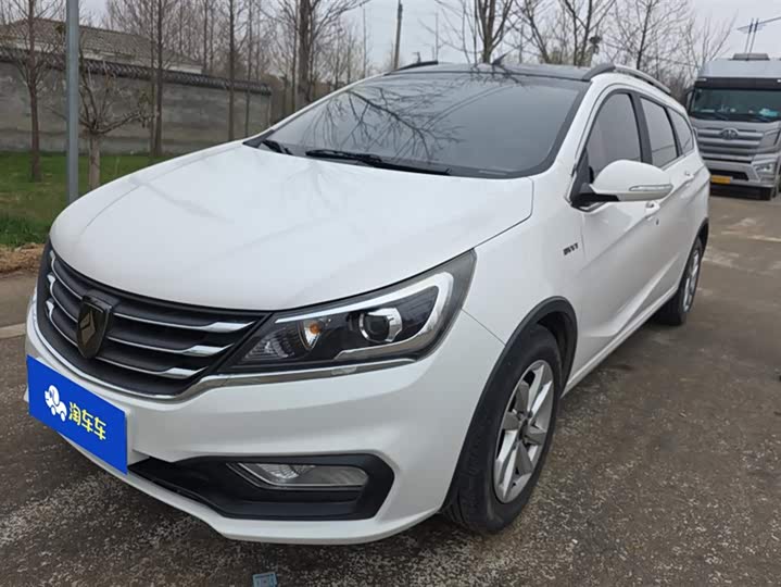 Photo 1 - Baojun 310W