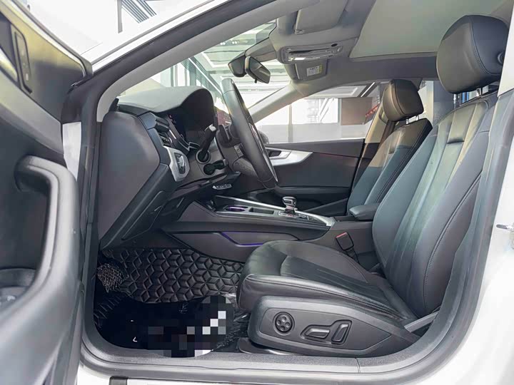 Фото 4 - Audi A5