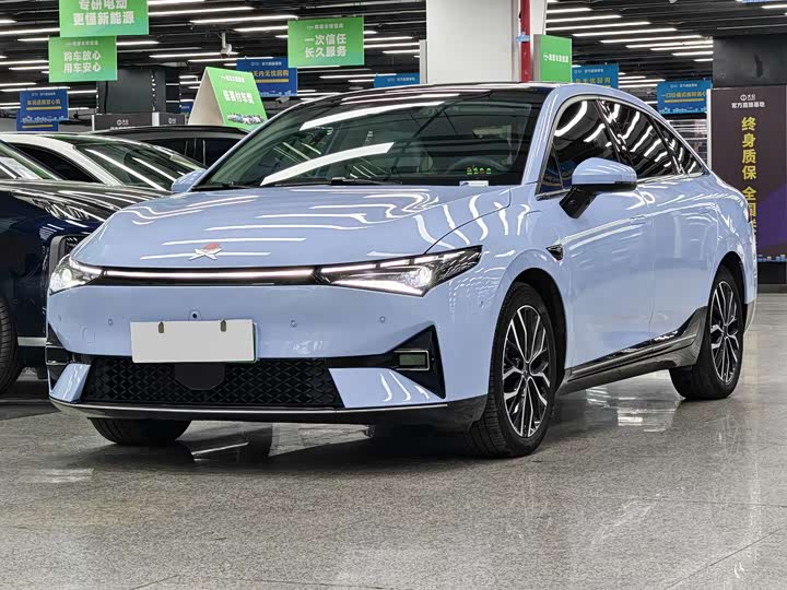 Фото 1 - XPeng P5