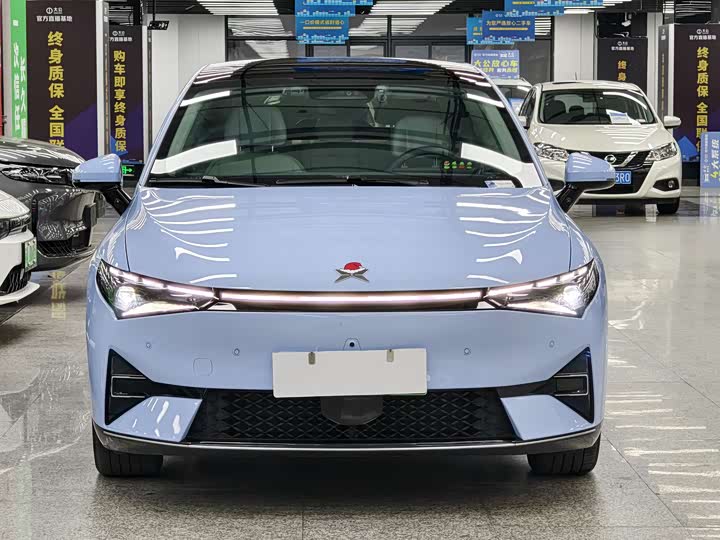 Фото 2 - XPeng P5