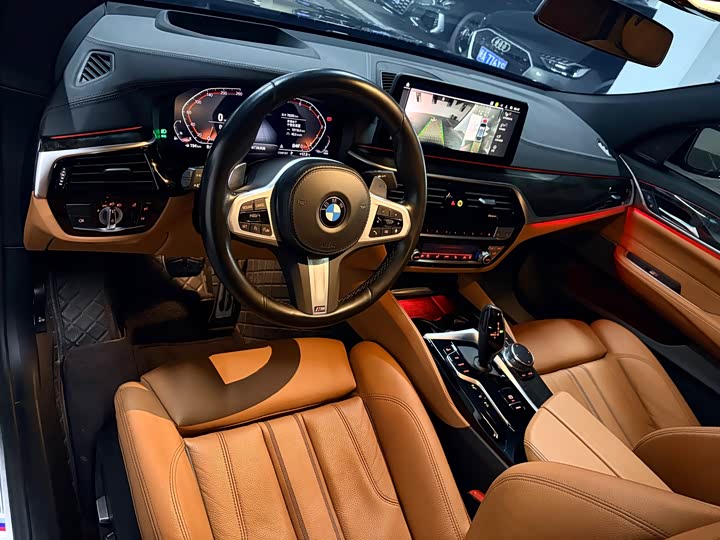 Photo 6 - BMW 6 Series GT