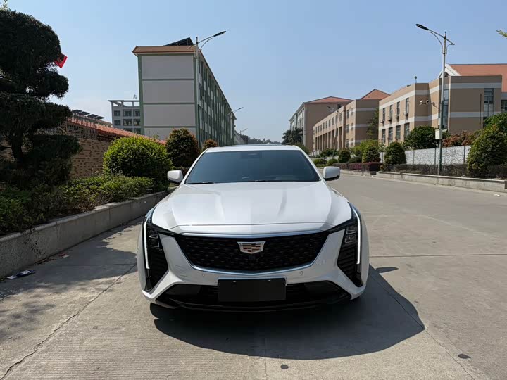 Фото 2 - Cadillac CT5