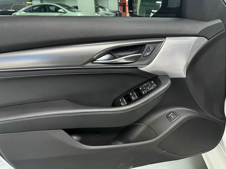 Photo 4 - Cadillac CT5