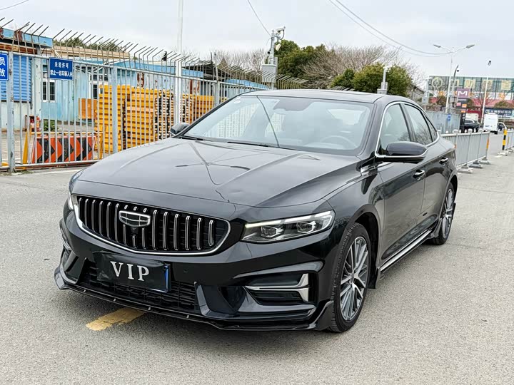 Фото 1 - Geely Preface