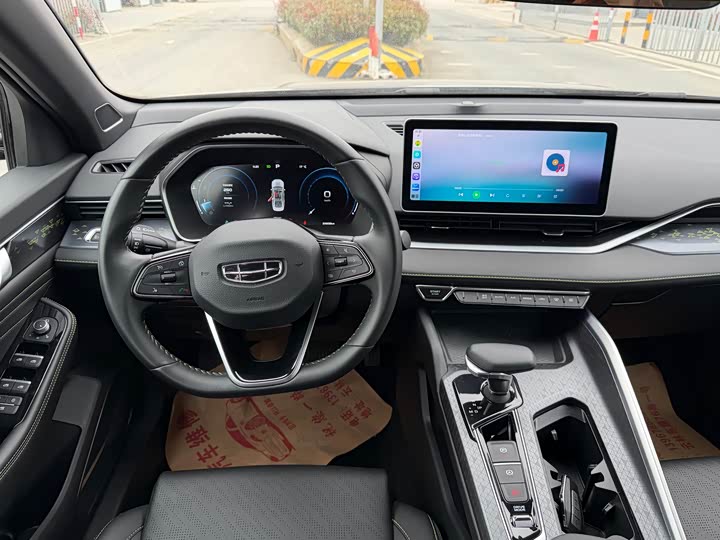 Фото 5 - Geely Preface