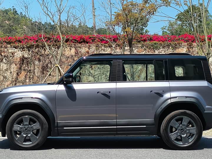 Фото 4 - Chery iCar 03