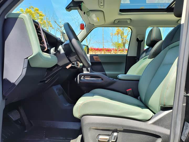 Фото 6 - Chery iCar 03