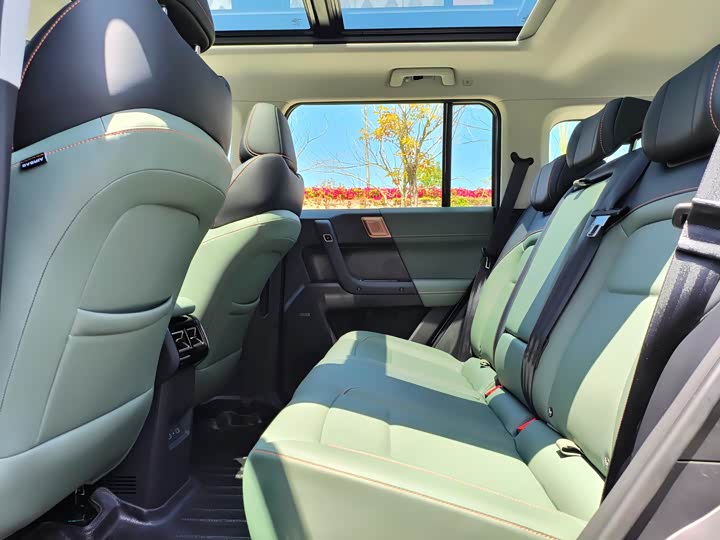 Фото 7 - Chery iCar 03