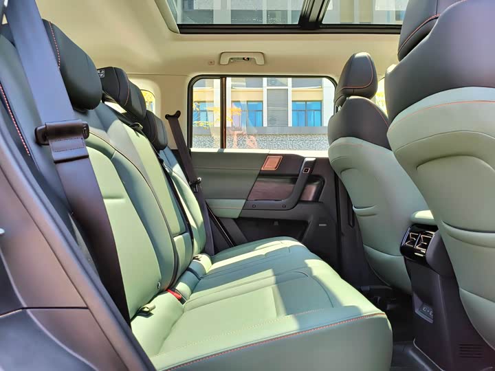 Фото 9 - Chery iCar 03