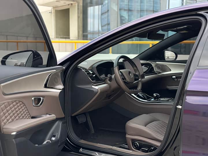 Фото 3 - BYD Han