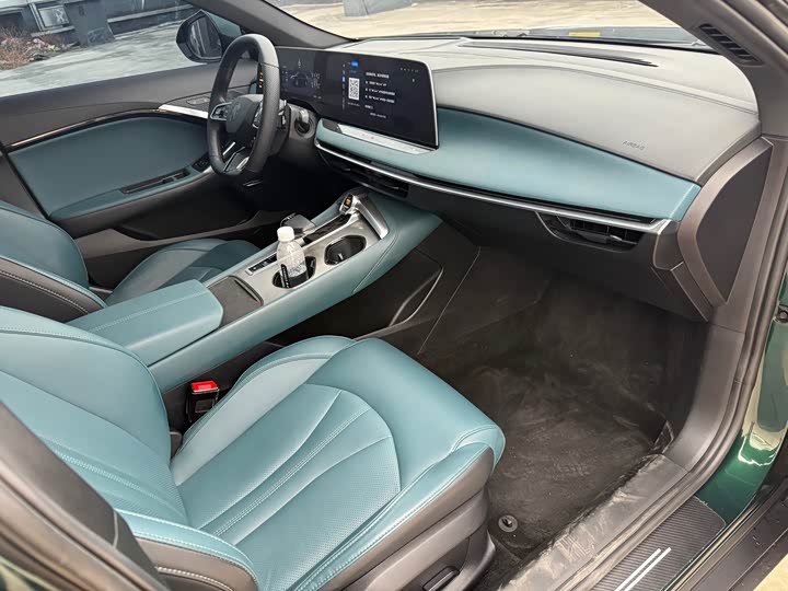 Фото 8 - MG Motor 7