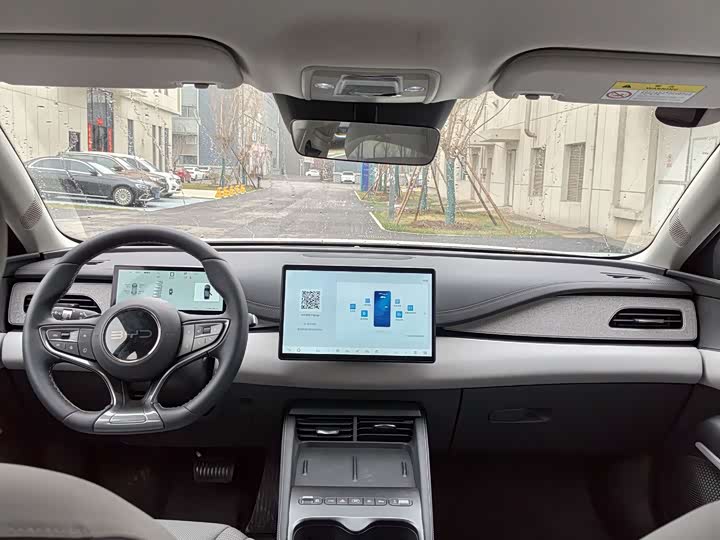 Photo 8 - BYD Seal 06 Hybrid/EV