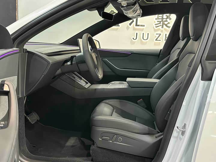 Фото 8 - Tesla Model Y