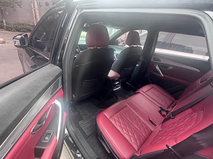 Photo 6 - Jetour X70 Plus