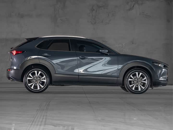 Photo 6 - Mazda CX-30