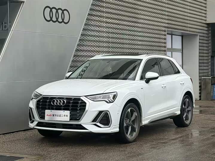 Фото 1 - Audi Q3