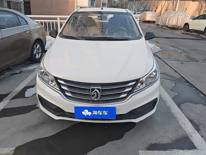 Фото 2 - Baojun 310