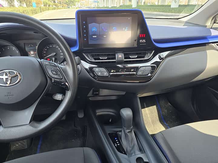 Photo 8 - Toyota C-HR