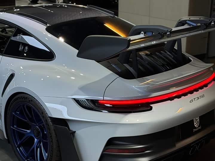 Фото 3 - Porsche 911