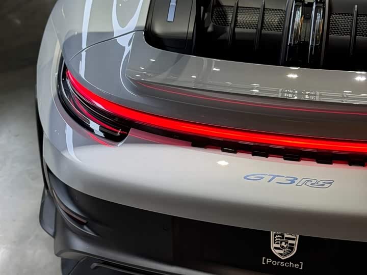 Фото 4 - Porsche 911