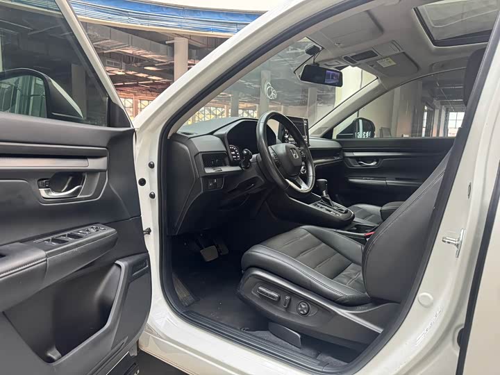 Photo 3 - Honda CR-V