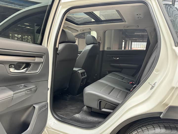 Photo 4 - Honda CR-V