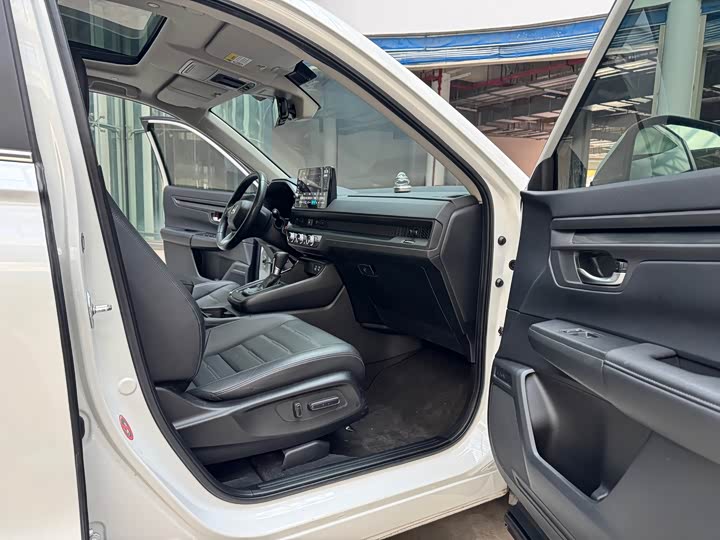 Photo 5 - Honda CR-V