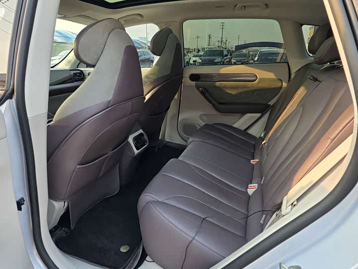 Фото 5 - Leapmotor C11