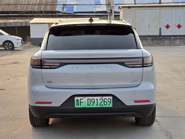 Фото 8 - Leapmotor C11