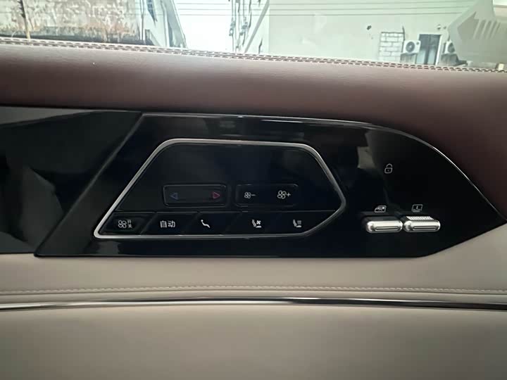 Фото 8 - BYD Xia