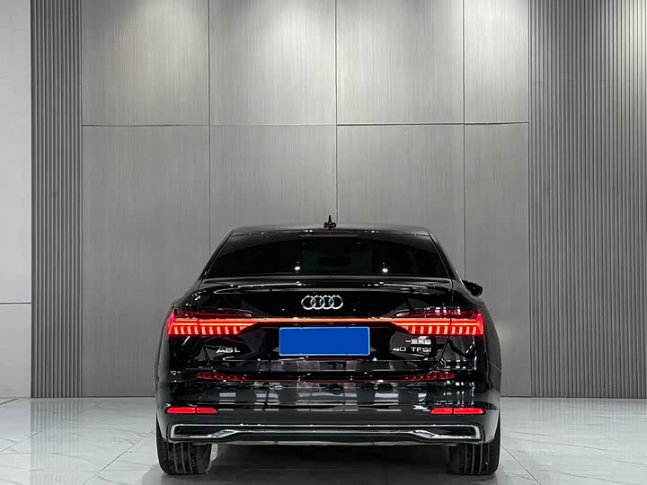Zdjęcie 6 - Audi A6L